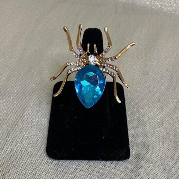 Karen Kettering Design Jewelry - 💖Fun to Wear! Gold Tone with Faux Topez Stone Spider adjustable ring. /R64